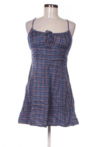 Рокля Urban Outfitters, Размер M, Цвят Многоцветен, Цена 17,99 лв.