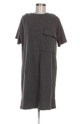 Kleid Zara, Größe M, Farbe Mehrfarbig, Preis € 14,99