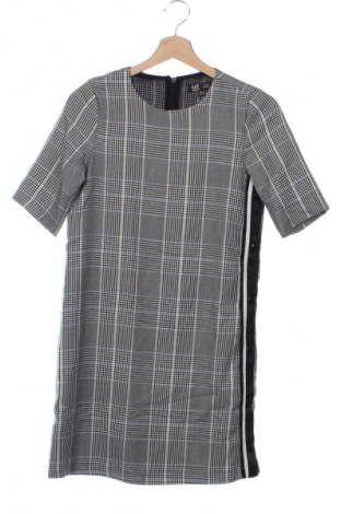 Kleid Zara Trafaluc, Größe XS, Farbe Mehrfarbig, Preis 2,99 €