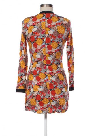 Kleid Zara Trafaluc, Größe XS, Farbe Mehrfarbig, Preis 6,99 €