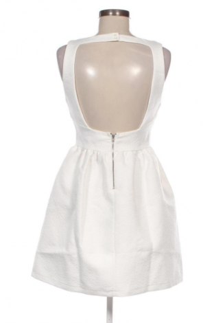 Šaty  Zara Trafaluc, Veľkosť M, Farba Biela, Cena  27,95 €