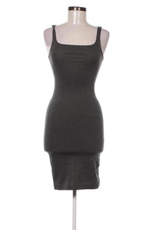 Rochie Zara Trafaluc, Mărime S, Culoare Gri, Preț 62,99 Lei