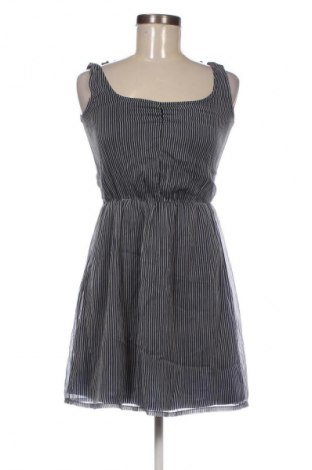 Kleid Zara Trafaluc, Größe S, Farbe Mehrfarbig, Preis € 7,99