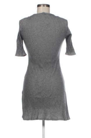Sukienka Zara Trafaluc, Rozmiar L, Kolor Szary, Cena 31,99 zł