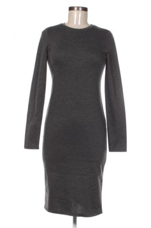 Rochie Zara Trafaluc, Mărime M, Culoare Gri, Preț 31,99 Lei