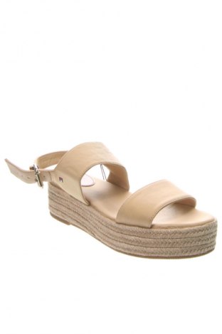 Sandale Tommy Hilfiger, Mărime 40, Culoare Bej, Preț 254,99 Lei