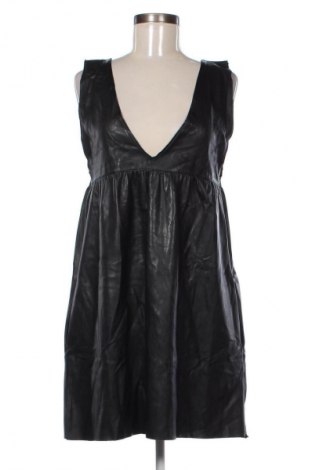 Dámské šaty s tráky Zara Knitwear, Velikost M, Barva Černá, Cena  779,00 Kč