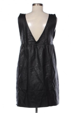 Dámské šaty s tráky Zara Knitwear, Velikost M, Barva Černá, Cena  779,00 Kč