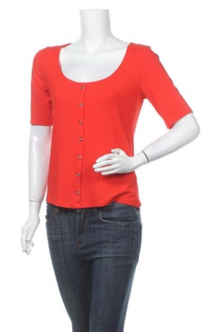 Дамска блуза H&M, Размер M, Цвят Червен, 93% вискоза, 3% еластан, Цена 16,38 лв.