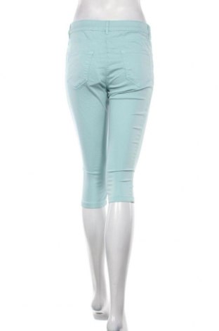 Γυναικείο κοντό παντελόνι Zero, Μέγεθος M, Χρώμα Μπλέ, 67% βαμβάκι, 30% lyocell, 3% ελαστάνη, Τιμή 13,76 €