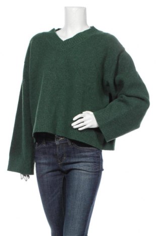 Дамски пуловер Weekday, Размер M, Цвят Зелен, 48% полиамид, 42% полиестер, 5% еластан, 5% вълна, Цена 53,40 лв.