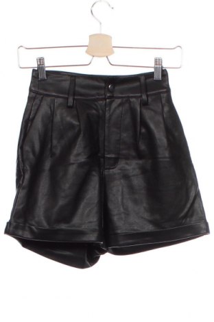 Дамски къс кожен панталон Amisu, Размер XXS, Цвят Черен, Еко кожа, Цена 35,00 лв.