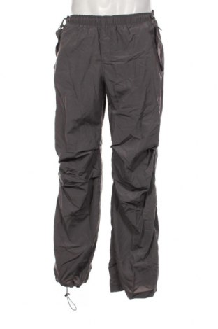 Ανδρικό παντελόνι Bershka, Μέγεθος M, Χρώμα Γκρί, Τιμή 11,96 €