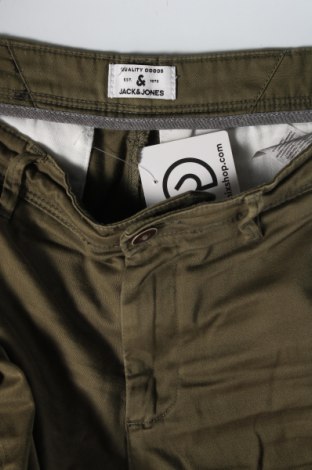 Мъжки панталон Jack & Jones, Размер M, Цвят Зелен, Цена 116,00 лв.