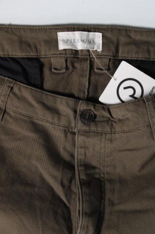 Мъжки панталон Pier One, Размер L, Цвят Зелен, Цена 116,00 лв.