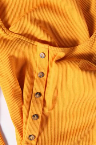 Дамска блуза, Размер S, Цвят Оранжев, Цена 4,75 лв.