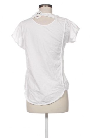 Дамска блуза, Размер S, Цвят Бял, Цена 5,13 лв.