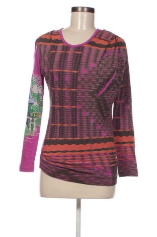 Damen Shirt, Größe XS, Farbe Mehrfarbig, Preis 5,91 €