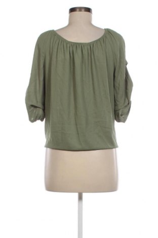 Дамска блуза, Размер M, Цвят Зелен, Цена 4,18 лв.