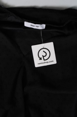 Γυναικεία μπλούζα About You, Μέγεθος M, Χρώμα Μαύρο, Τιμή 5,57 €