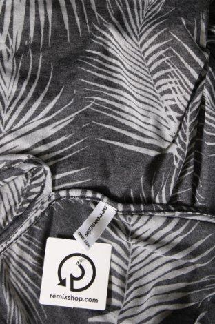 Γυναικεία μπλούζα Accessories, Μέγεθος M, Χρώμα Γκρί, Τιμή 3,88 €