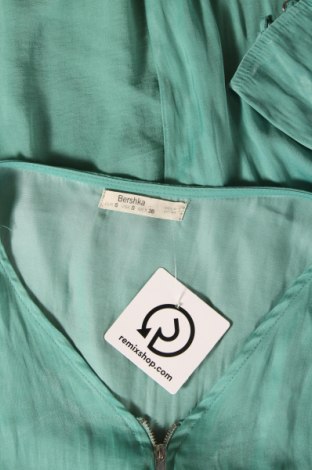 Damen Shirt Bershka, Größe S, Farbe Grün, Preis € 1,99