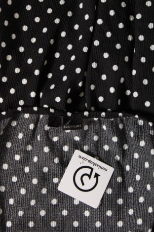 Damen Shirt Body Flirt, Größe M, Farbe Mehrfarbig, Preis 1,98 €