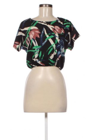 Damen Shirt Boohoo, Größe S, Farbe Mehrfarbig, Preis 4,04 €