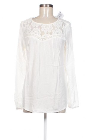 Дамска блуза Buffalo, Размер M, Цвят Бял, Цена 72,00 лв.
