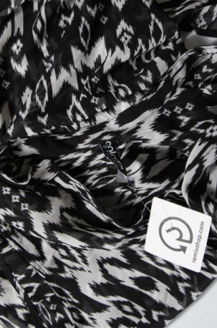 Γυναικεία μπλούζα Colours Of The World, Μέγεθος M, Χρώμα Μαύρο, Τιμή 2,70 €
