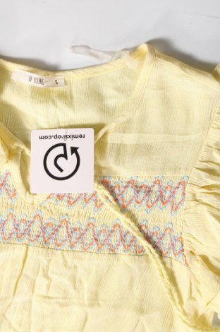 Дамска блуза Defacto, Размер S, Цвят Жълт, Цена 4,75 лв.