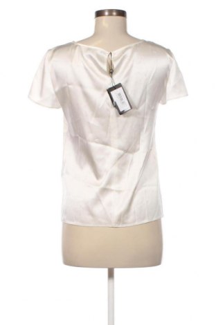Γυναικεία μπλούζα Emporio Armani, Μέγεθος M, Χρώμα Λευκό, Τιμή 193,50 €
