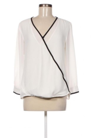 Дамска блуза Esmara, Размер L, Цвят Бял, Цена 5,13 лв.