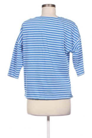 Γυναικεία μπλούζα Essentials, Μέγεθος M, Χρώμα Μπλέ, Τιμή 9,62 €