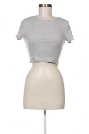 Γυναικεία μπλούζα FSBN Sister, Μέγεθος M, Χρώμα Γκρί, Τιμή 4,82 €