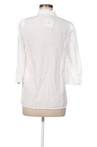 Γυναικεία μπλούζα Free Quent, Μέγεθος XS, Χρώμα Λευκό, Τιμή 7,42 €