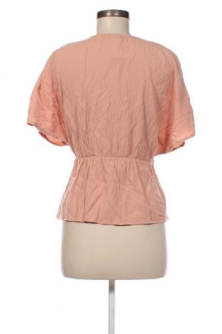 Дамска блуза Gina Tricot, Размер S, Цвят Бежов, Цена 5,70 лв.