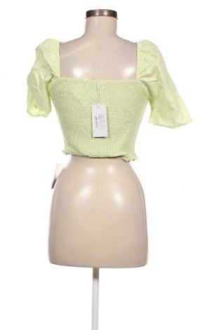 Дамска блуза Glamorous, Размер M, Цвят Зелен, Цена 7,92 лв.