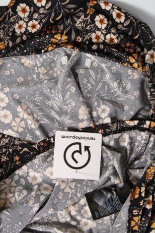Γυναικεία μπλούζα H&M, Μέγεθος M, Χρώμα Πολύχρωμο, Τιμή 2,12 €