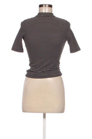 Дамска блуза H&M Divided, Размер XS, Цвят Черен, Цена 7,60 лв.