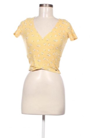 Дамска блуза Hollister, Размер S, Цвят Жълт, Цена 7,92 лв.