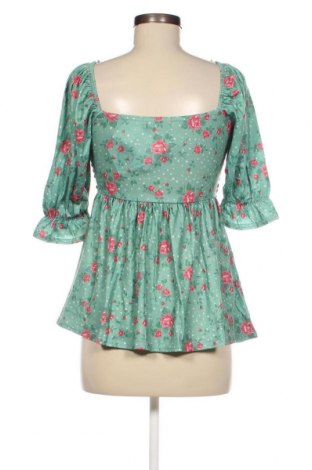 Дамска блуза In the style, Размер M, Цвят Зелен, Цена 31,00 лв.