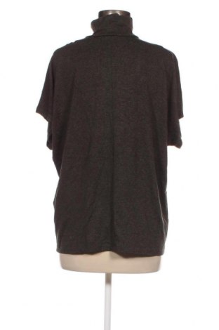 Γυναικεία μπλούζα Joan Vass, Μέγεθος M, Χρώμα Πράσινο, Τιμή 4,21 €