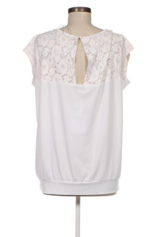 Дамска блуза Lola & Liza, Размер XL, Цвят Бял, Цена 32,40 лв.