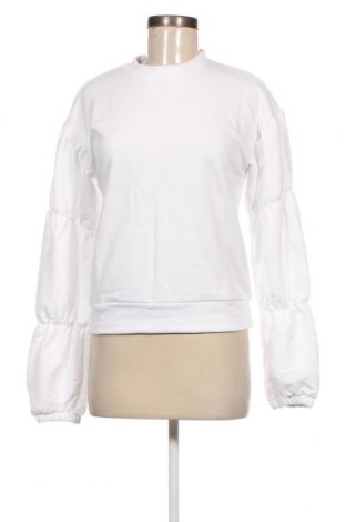 Damen Shirt NA-KD, Größe XS, Farbe Weiß, Preis 5,57 €