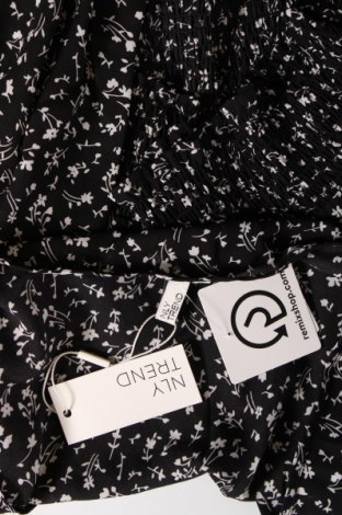 Damen Shirt Nly Trend, Größe XL, Farbe Schwarz, Preis 4,00 €