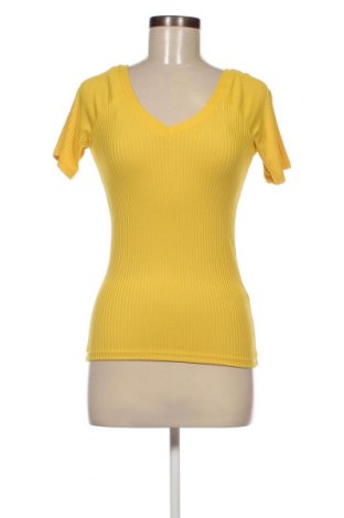 Дамска блуза ONLY, Размер S, Цвят Жълт, Цена 7,95 лв.