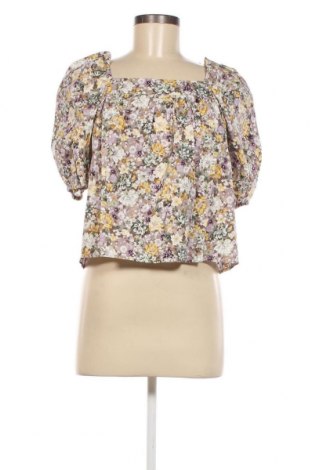 Дамска блуза Object, Размер XS, Цвят Многоцветен, Цена 72,00 лв.