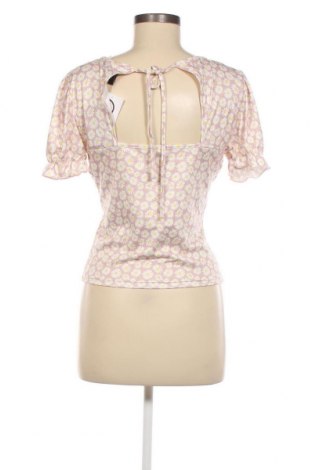 Дамска блуза Pieces, Размер S, Цвят Многоцветен, Цена 10,80 лв.