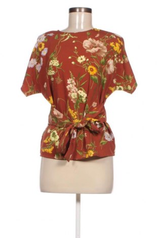 Дамска блуза Pieces, Размер XS, Цвят Кафяв, Цена 10,64 лв.